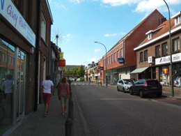 In Baarle is hard gevochten tijdens WOII. Je vindt dan ook weinige oude gebouwen terug, helaas.