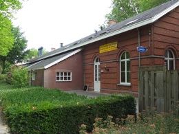 We gaan weer terug via Breda. Dit is het onherkenbare voormalige station van Baarle-Hertog en Baarle-Nassau. 